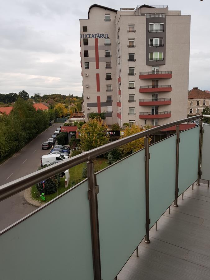 Skyline Rooftop Condos Oradea Ngoại thất bức ảnh