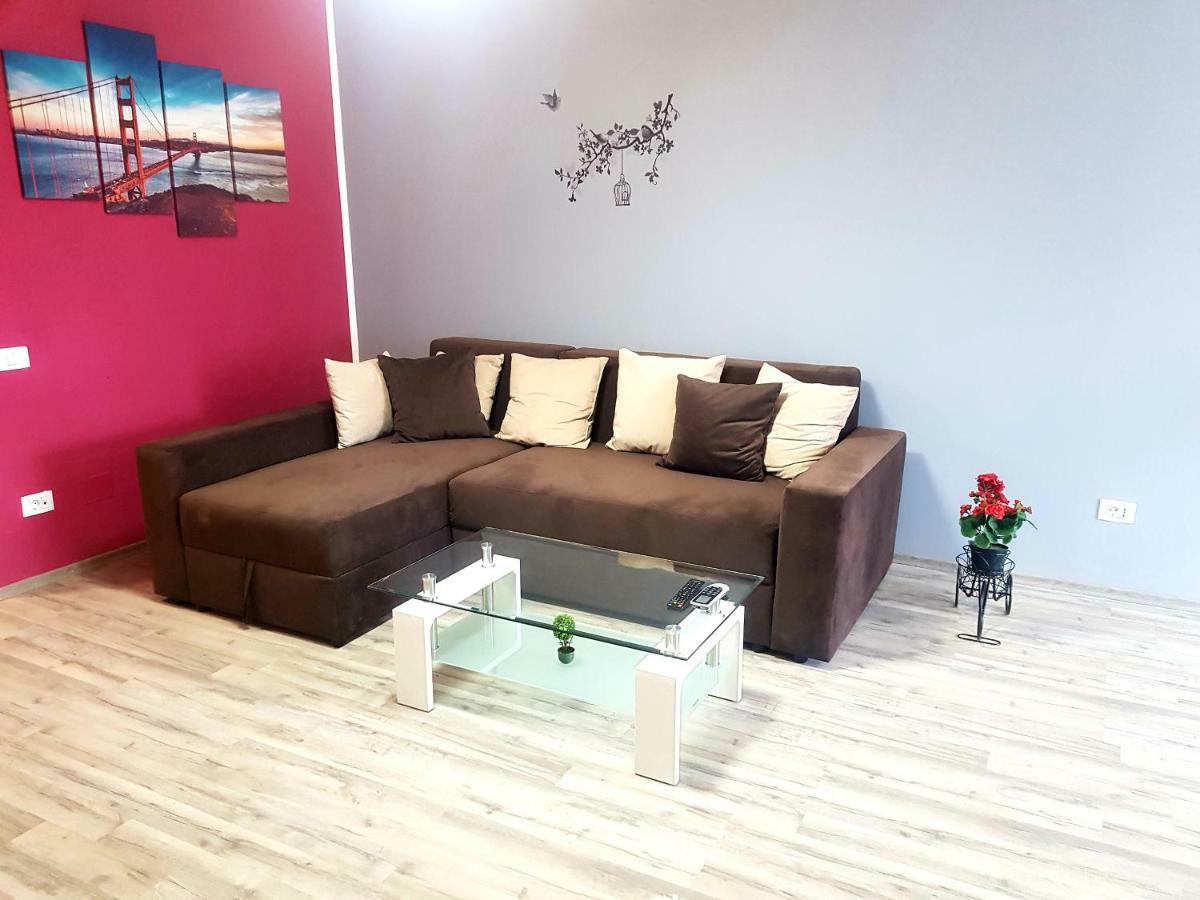 Skyline Rooftop Condos Oradea Ngoại thất bức ảnh